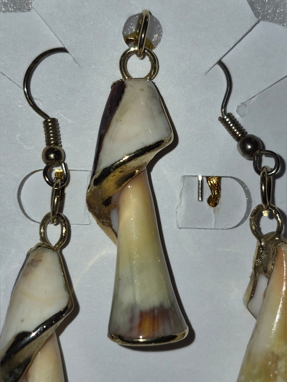 Natural hand made necklace and earrings